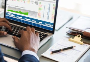 Learn advanced analytics on Lean Six Sigma Black Belt training in Austria, Germany, Hungary, Poland, Slovakia or elsewhere